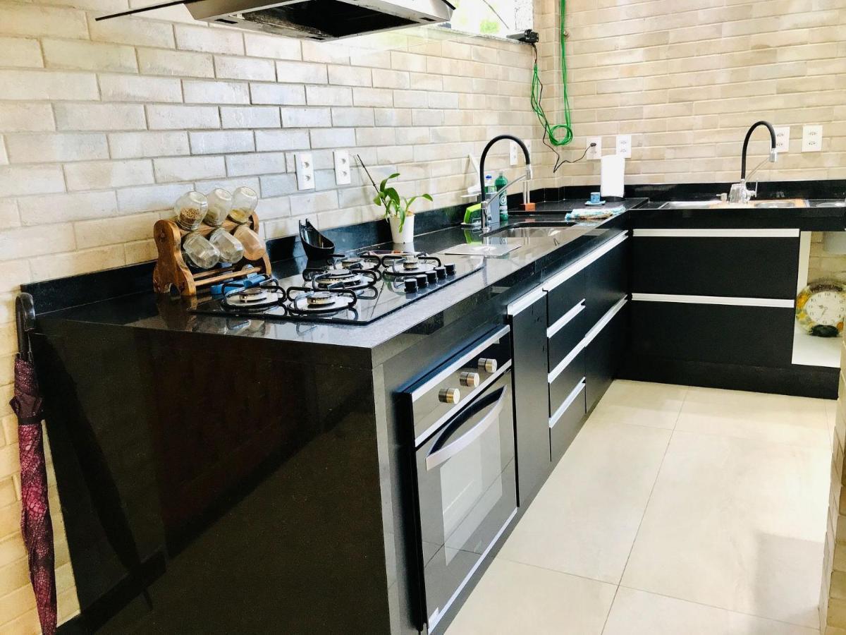 Guaralux - Luxo, exclusividade e mar! Casa de férias
